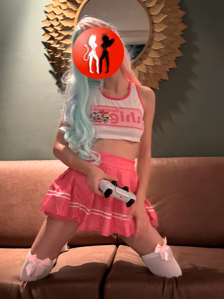 Funtasia Escort Lady in Dortmund – farbenfrohe Cosplay-Begleitung
